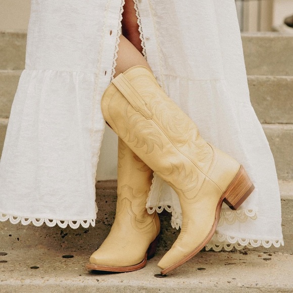 Tecovas Shoes - Looking for Tecovas butter yellow/ marigold Annie boots .  Size 8 or 8.5